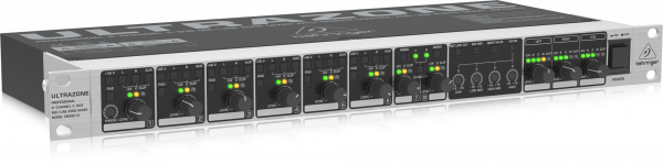 Микшер аналоговый Behringer ZMX8210 V2