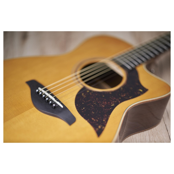 Гитара электроакустическая Yamaha AC5R VNAT ARE