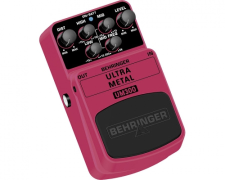 Гитарная педаль BEHRINGER UM300